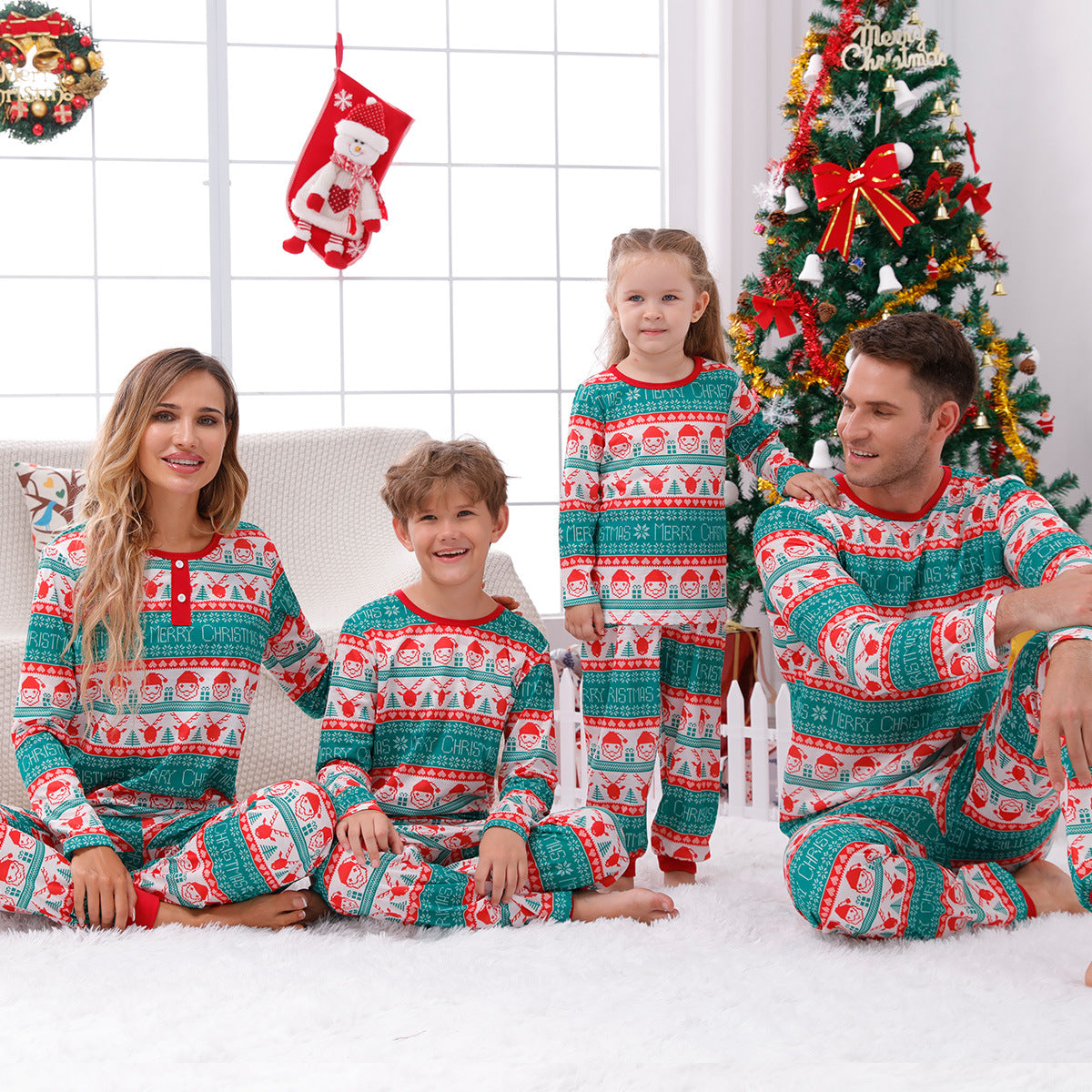 GREEN CHRISTMAS PYJAMAS